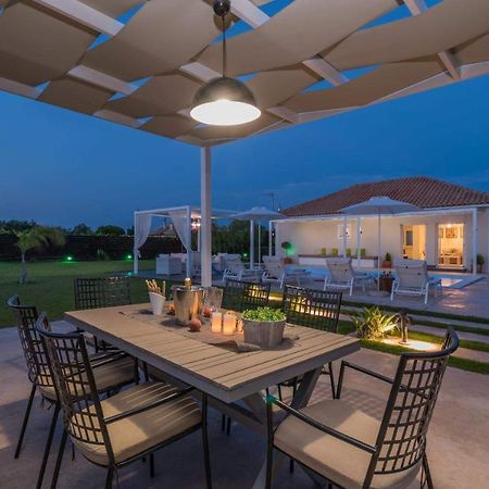 Madini Luxury Villa With Private Heated Pool Vanato Exteriér fotografie